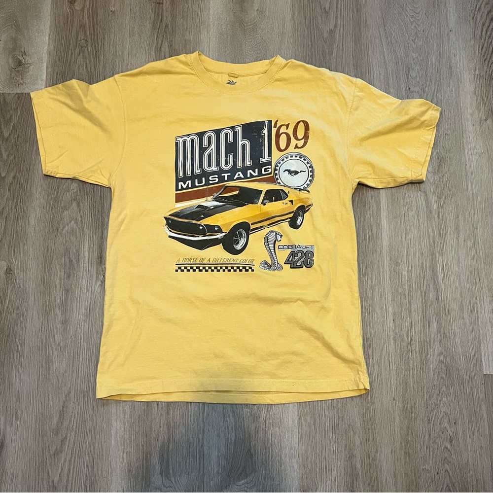 Ford Mustang Mach 1 Yellow T Shirt Sz XL 50th Anniv Graphic - Newport Blue